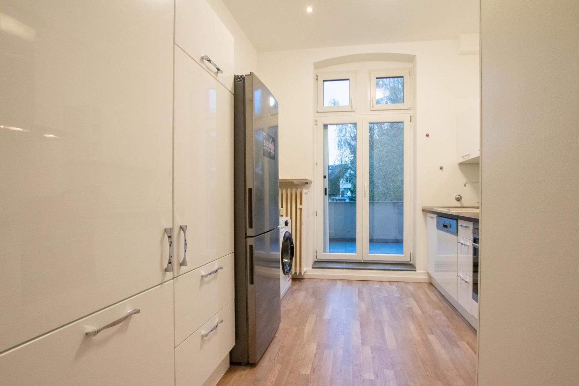 Raj Living - 1 Or 3 Room Apartments - 20 Min Messe Dus And Old Town Dus Düsseldorf Exterior foto