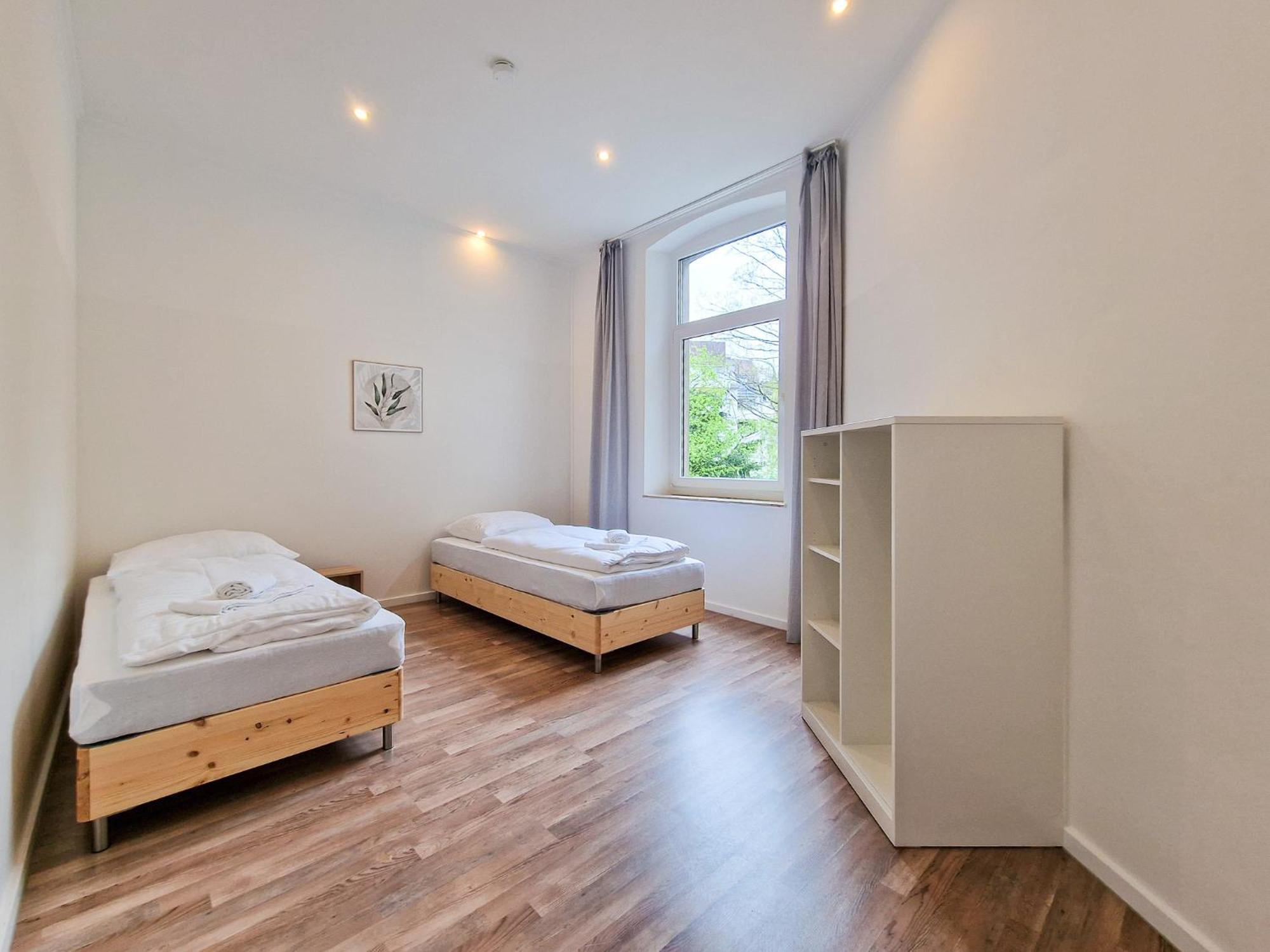 Raj Living - 1 Or 3 Room Apartments - 20 Min Messe Dus And Old Town Dus Düsseldorf Exterior foto